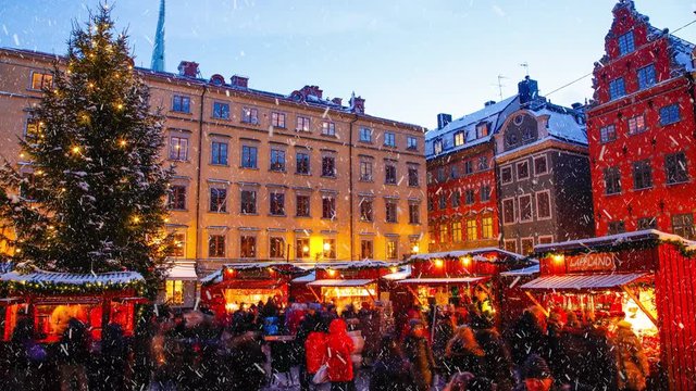 Time lapse of the Christmas Market in the old town of Stockholm with real time snow fall animated.