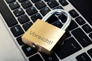 Vorsicht!