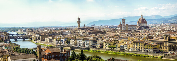 Cityscape of Florence, Italy © pwmotion