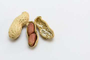 Cacahuetes con cáscara