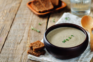 Mushrooms potato cream soup