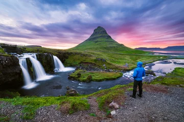 Fotobehang Kirkjufell Kirkjufellsfoss - the most beautiful waterfall in Iceland