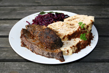 organisch, lifestyle, braten, semmelknödel, böhmischer, rotkohl, selbstgemacht, urban,...