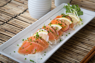 japanese salmon tataki with ponzu sauce
