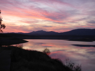 Granadilla, antiguo señorío de Granada, es una antigua villa amurallada de origen feudal en el noroeste de la provincia de Cáceres