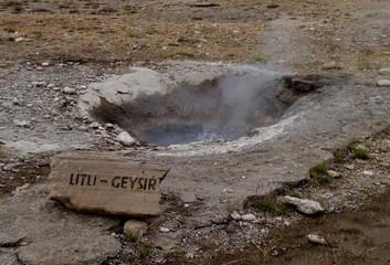 Kleiner Geysir auf Island