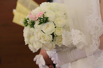 幸せな花よめのウエディングブーケ