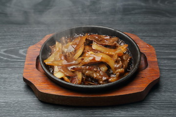 牛肉鉄板焼