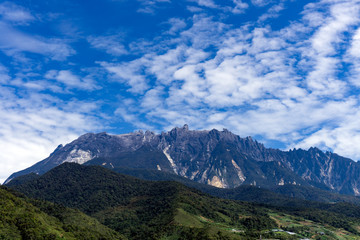 Obraz na płótnie Canvas Mount Kinabalu in Kinabalu Sabah Borneo, Malaysia. The highest mountain in Malaysia.