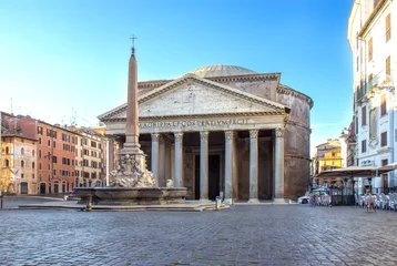 Fotobehang Oude Romeinse Pantheon-tempel, vooraanzicht - Rome, Italië © Vladislav Gajic