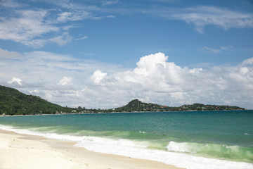 Fototapeta na wymiar Samui island. Beautiful view to the ocean. Waves and white sand. Realistic photo.