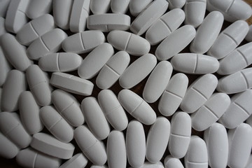 Big white tablets of calcium citrate from above