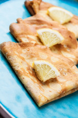 English-style pancakes with lemon and sugar