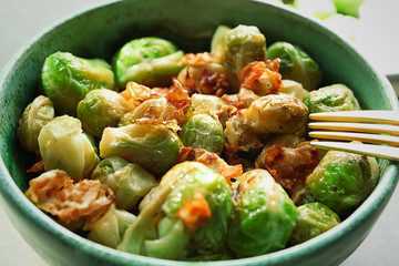 Bowl with Brussels sprouts and bacon, closeup