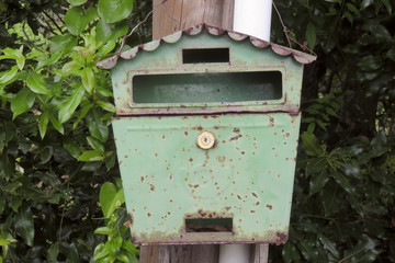 Vieille boîte aux lettres