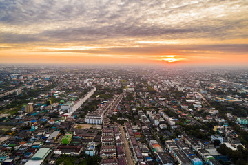 Fototapeta na wymiar Cityscape of Bangkok skyscraper sunrise in the morning
