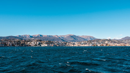 Fototapeta premium Lake in autumn