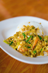 Thai omelette with prawns