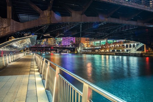 Downtown Chicago Riverwalk