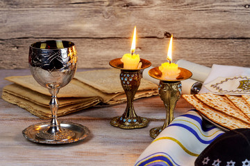 Shabbat Shalom - Traditional Jewish Sabbath ritual © ungvar