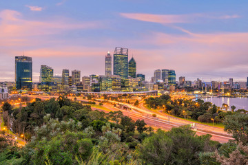 Naklejka premium Panoramę śródmieścia Perth w Australii