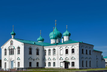 Fototapeta na wymiar Churches of the Transfiguration St. Alexander of Svir Monastery