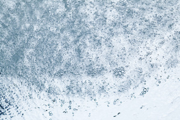 水面の泡