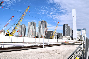 【東京都中央区】晴海埠頭 タワーマンションと工事現場
