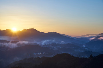 Obraz na płótnie Canvas 国見ヶ丘からの夜明け