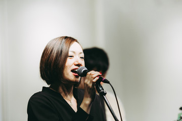 女性ヴォーカル