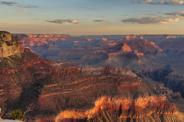 Fototapeta premium Sunrise over the Grand Canyon