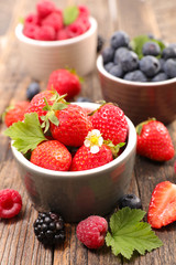 assorted berry fruit