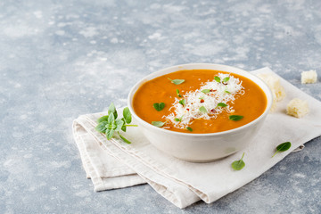Creamy vegetable soup