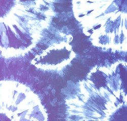 Materiał do szycia Seamless pattern, abstract tie dyed fabric of indigo color on white cotton. Hand painted fabrics. Shibori dyeing