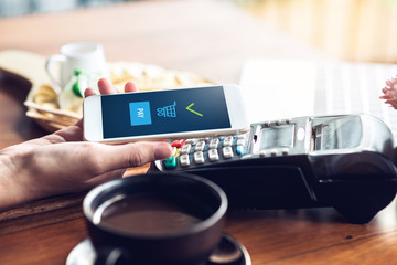 hand smarthphone online shopping concept