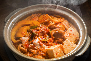 キムチチゲ kimchi-jjigae(kimchi stew)Korean cuisine