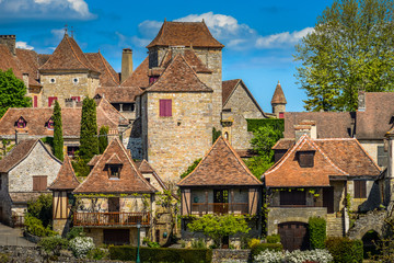 Fototapeta na wymiar Loubressac most pictorial villages of france lot region