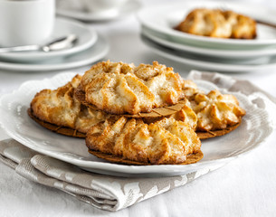 Almond cookies