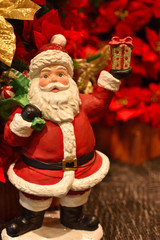 クリスマスツリーとサンタクロース