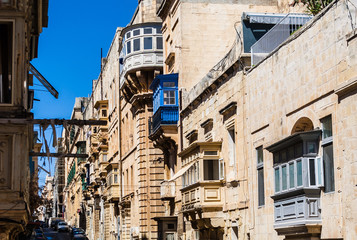 Fototapeta na wymiar Maltese Street in the Summer