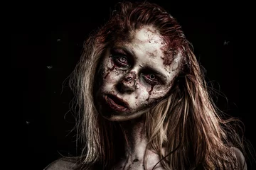 Fotobehang Zombie Girl and Flies © Matt