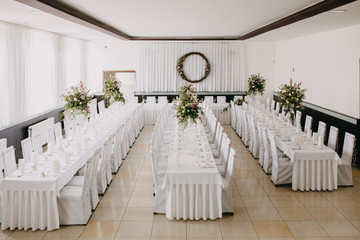 Vintage wedding dining