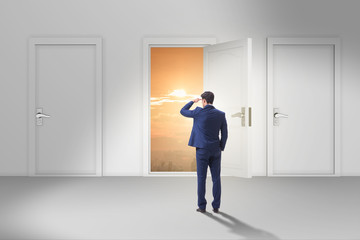 Fototapeta premium Businessman facing many business opportunities