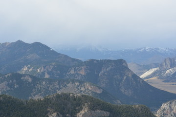 Obraz premium Overcast skies over Rocky Mountains