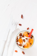 Dessert fruit yogurt Fresh fruit tangerine raisins