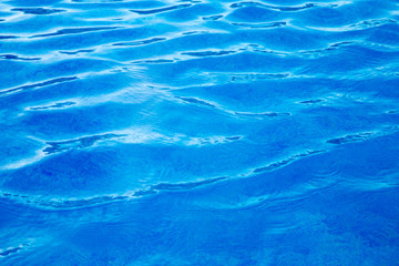  water in swimming pool.