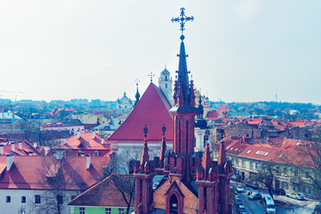 Obraz premium Steeples of Church of St Anne and cityscape Vilnius