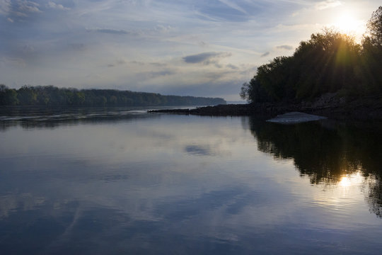 Missouri River sun rays © John