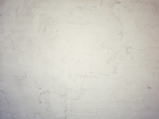 Patterns on concrete walls before plastering.