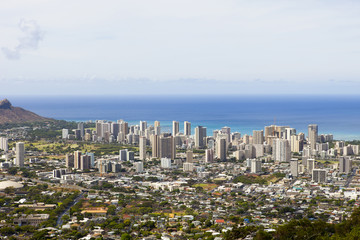 Obraz premium ダイアモンドヘッドとホノルルの風景
